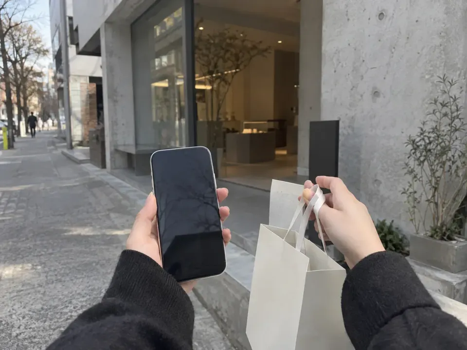 聖水ポップアップストア訪問準備:事前予約・現場待機・入場確認・利用と点検シーン