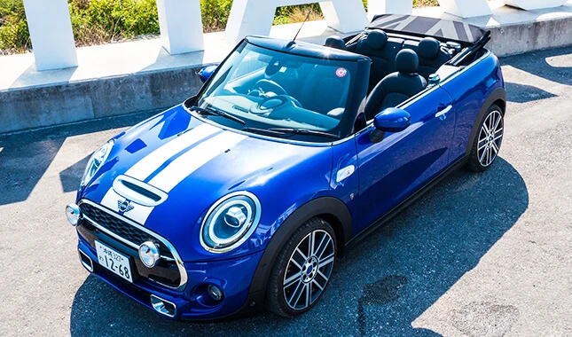MINI Convertible 2