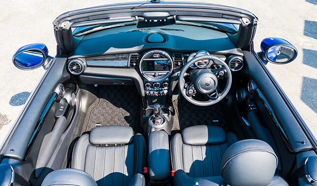 MINI Convertible 6
