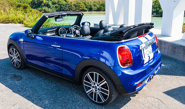 MINI Convertible 7