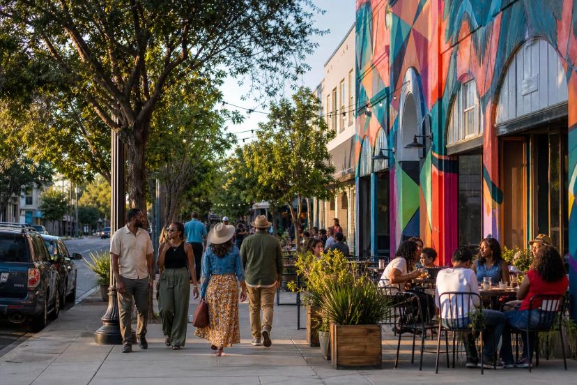 Local restaurants and murals around Downtown Inglewood