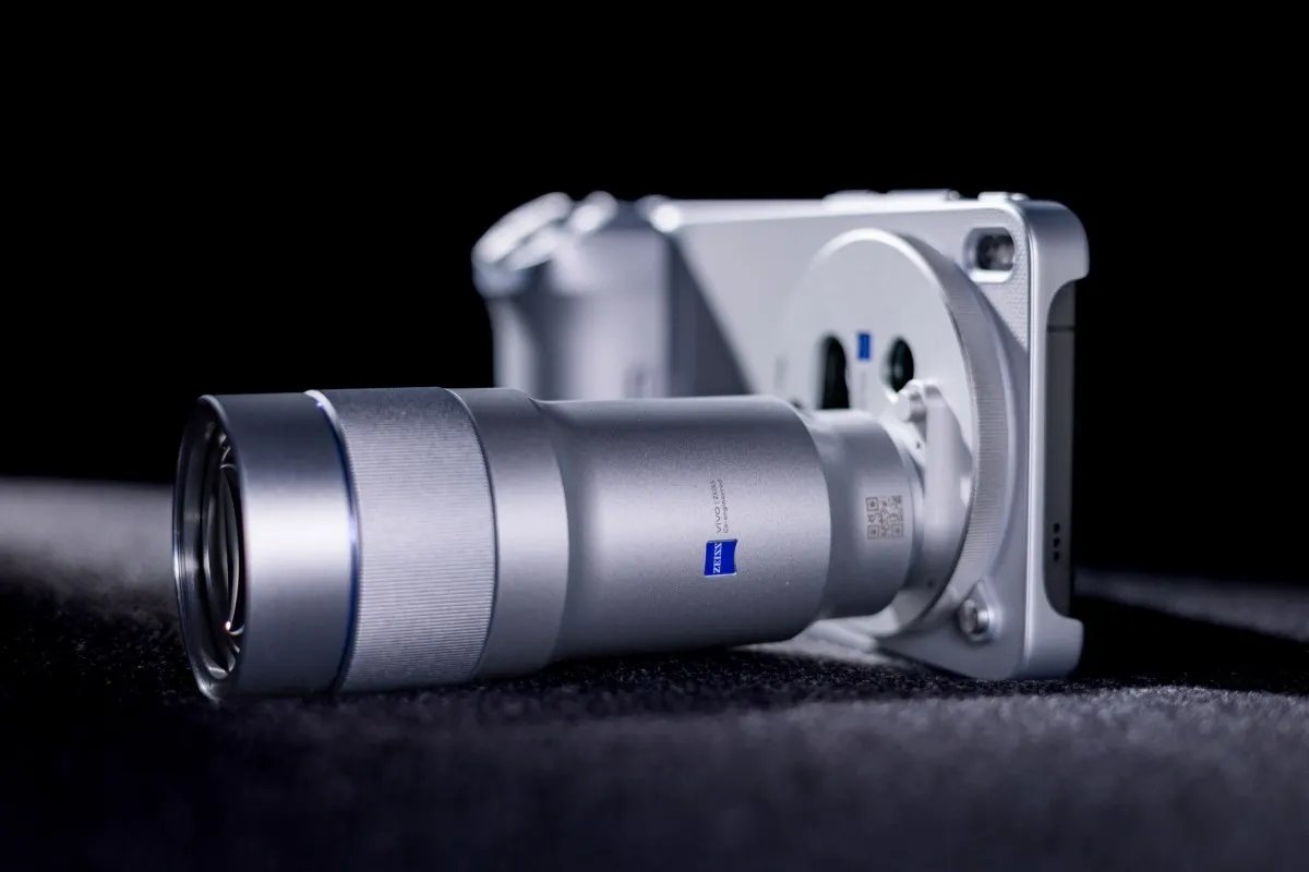Vivo X300 Ultra - 200mm or 400mm 2