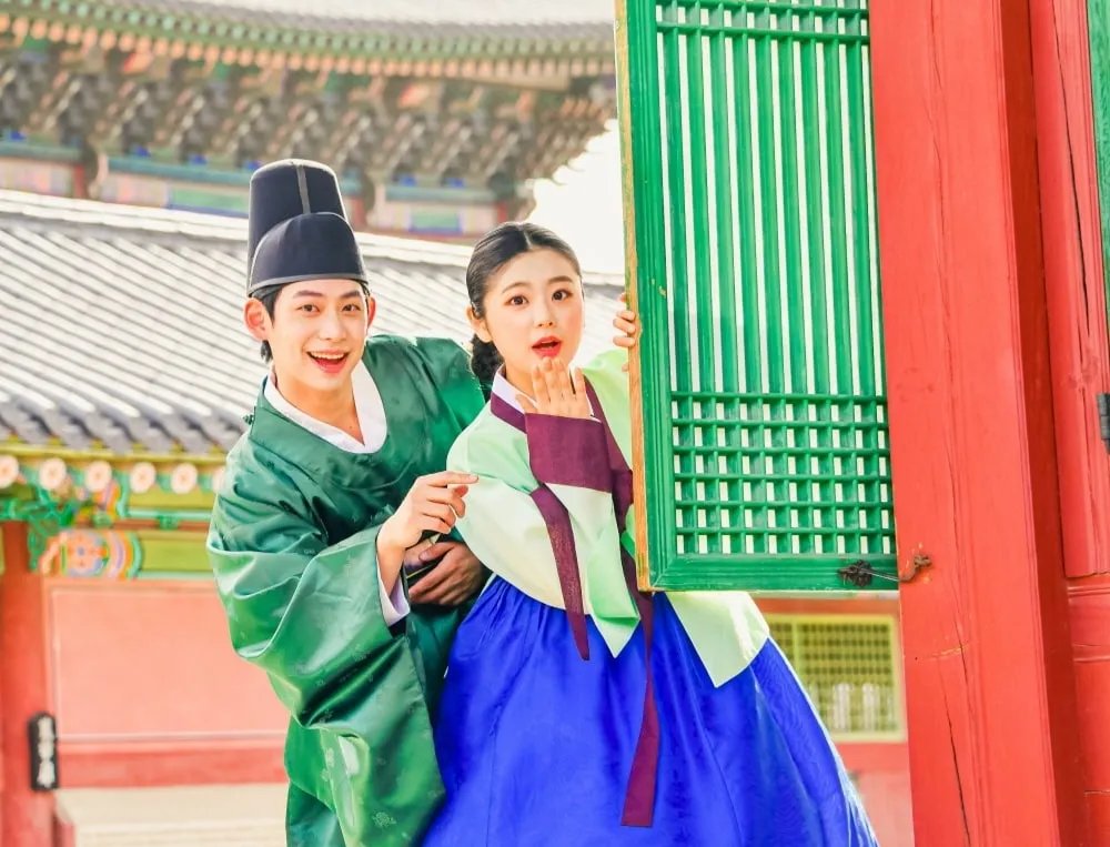 Hanbok Rental Service (Changdeokgung Branch) 5