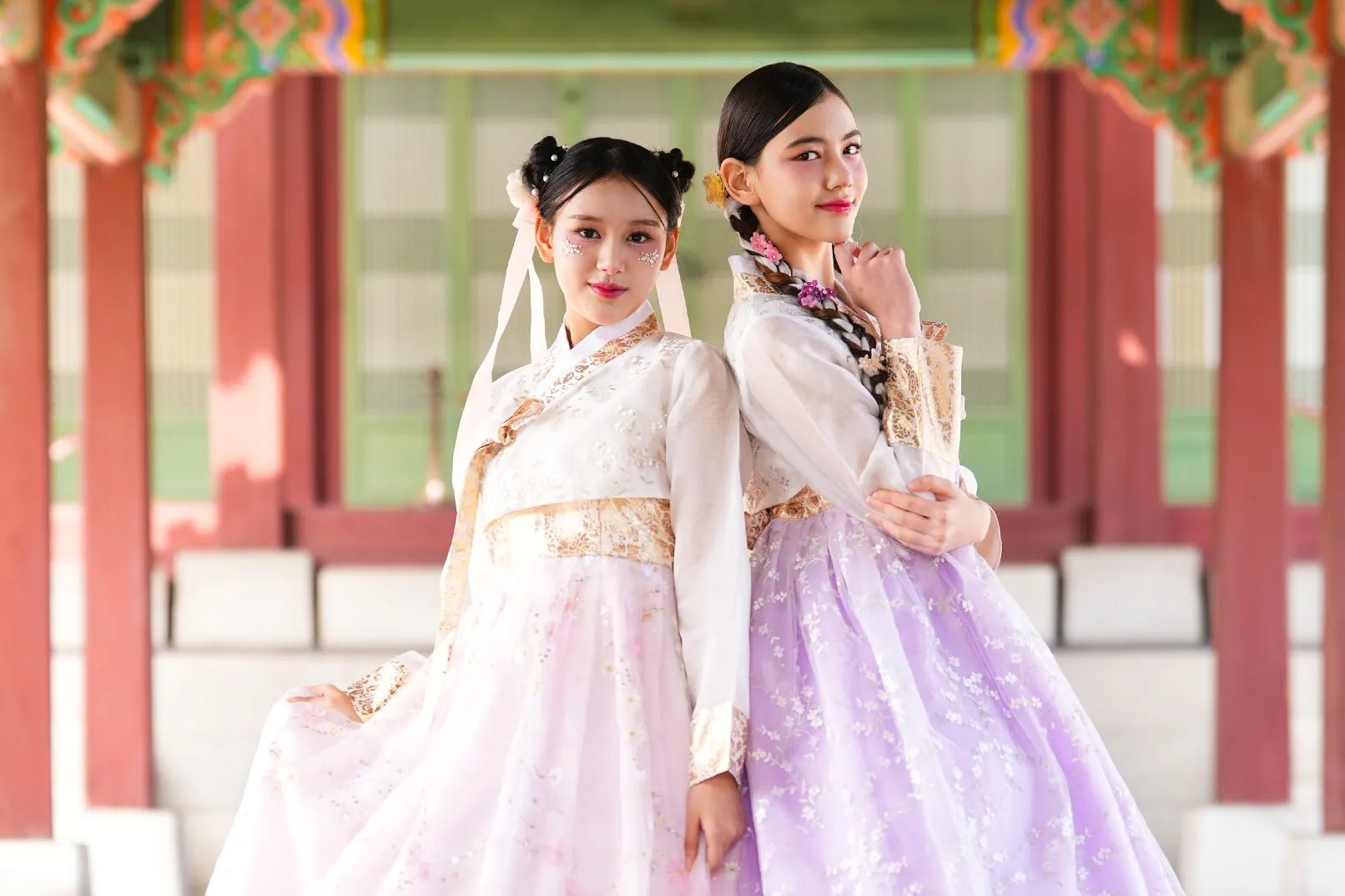 Hanbok Rental Service (Changdeokgung Branch) 3